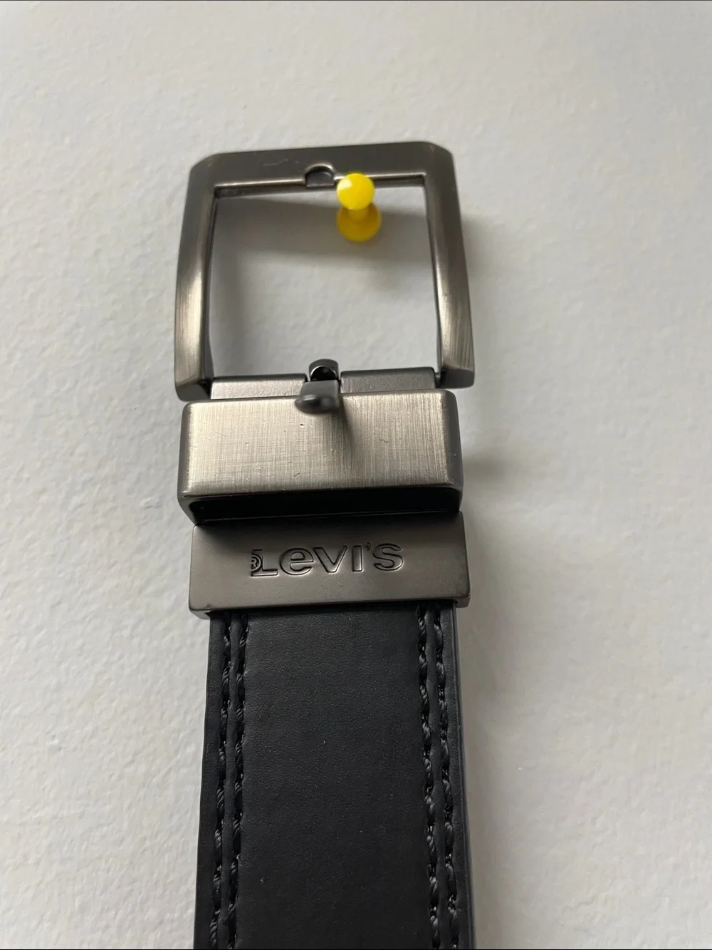 Levi's Men's Black Belt with Gunmetal Buckle sz34 | Like New
